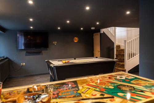 Ultimate Glam, Vintage Pad. Cool 70s Bar. Casa de Férias